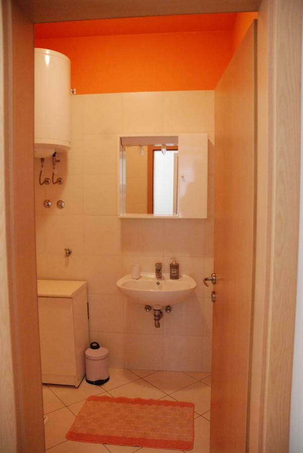 Apartmani Radin Rosini Екстериор снимка