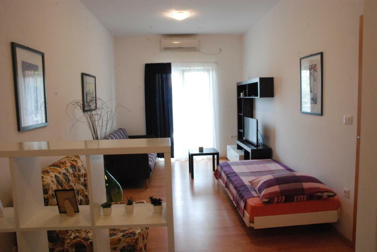 Apartmani Radin Rosini Екстериор снимка