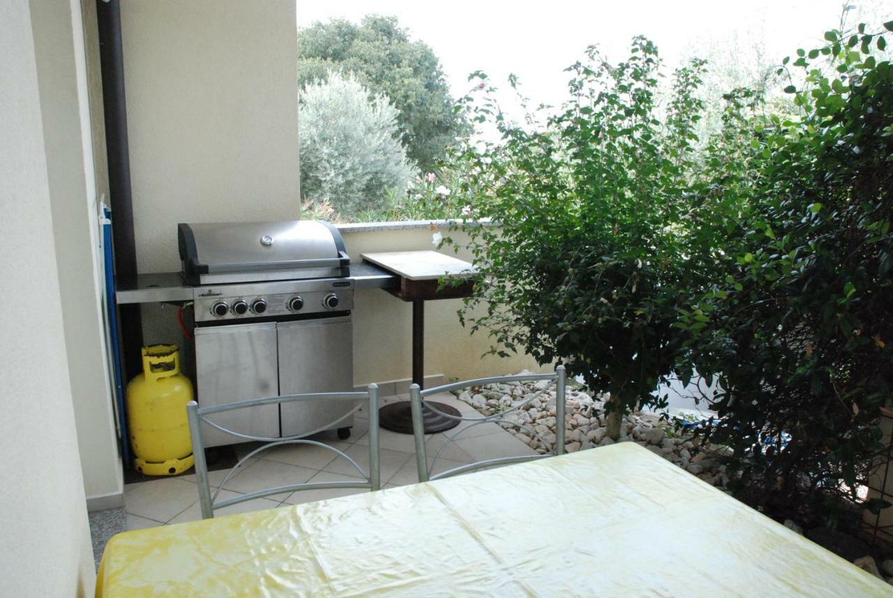 Apartmani Radin Rosini Екстериор снимка