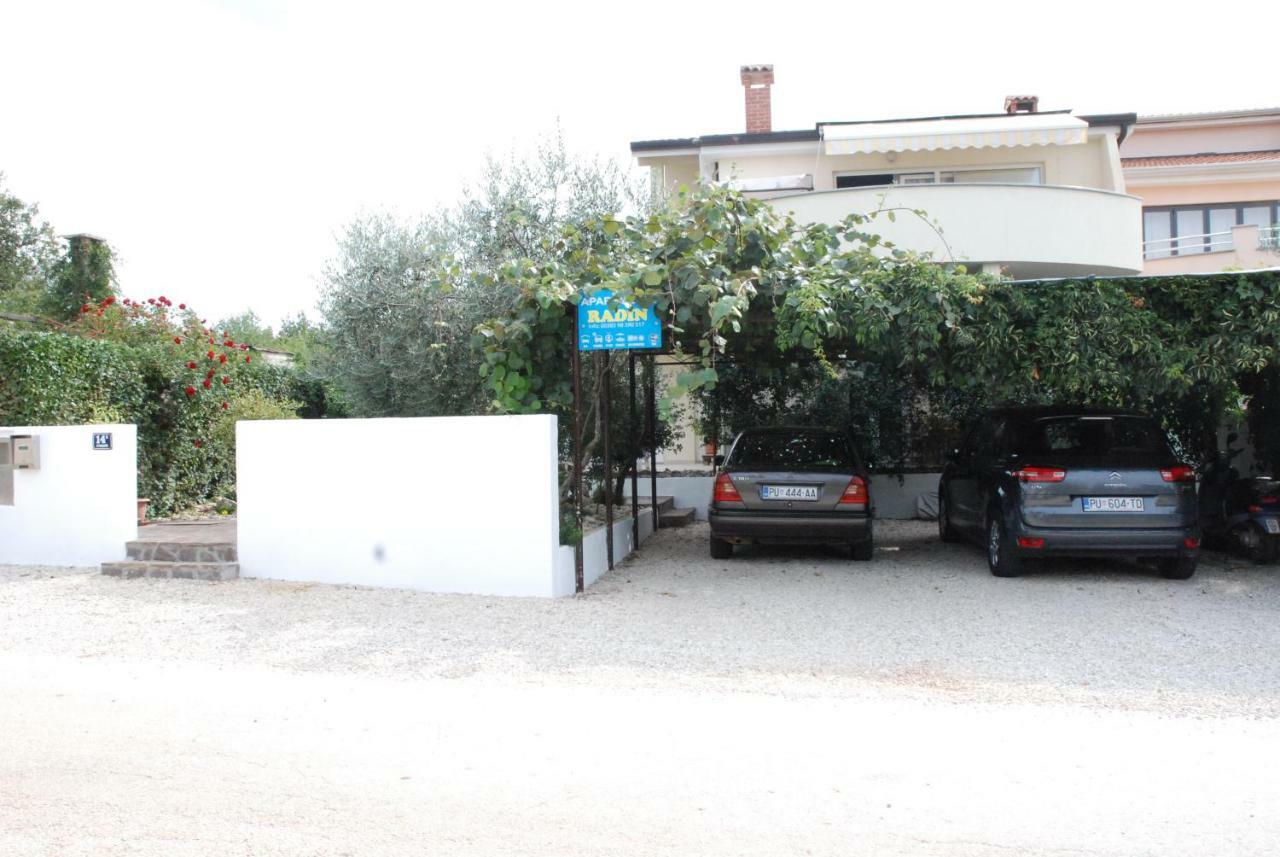 Apartmani Radin Rosini Екстериор снимка